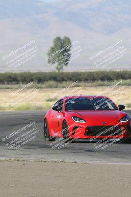 media/Sep-15-2024-Speed Ventures (Sun) [[7a54f7ed2f]]/86 Group/Session 1 (Outside Grapevine)/